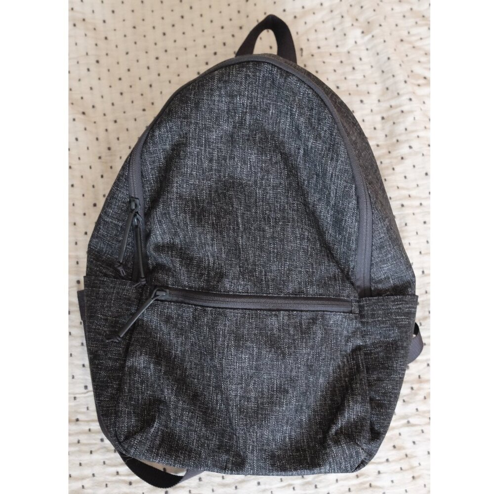 Everlane The Street Nylon Zip Backpack Small - DarkGreyCrosshatch - Gently Used